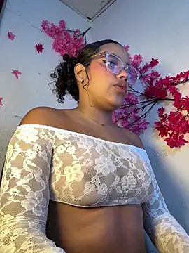 chleo rosse online show from 04-21-26, 04:08