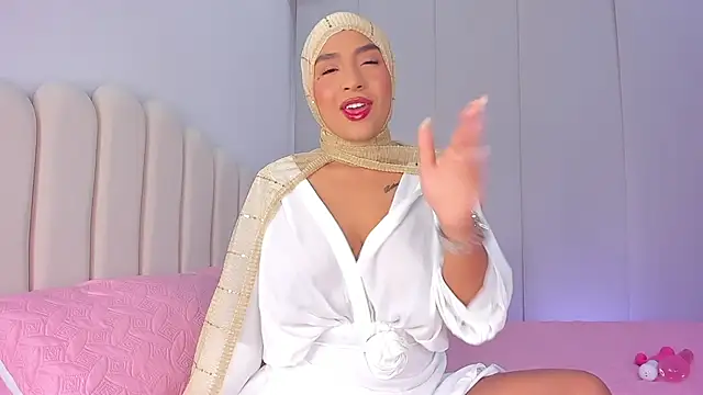 Amira-Zahra online show from 05-01-26, 10:26