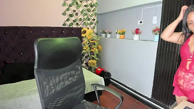 Snapshot of Dasha_Brunn chatting on 01-14-26, 02:04 Dasha Brunn online show from 01-14-26, 02:04