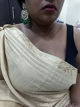 Snapshot of mamtha-tamil chatting on 02-20-26, 02:41 mamtha-tamil online show from 02-20-26, 02:41