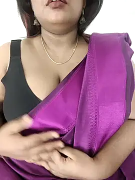 Snapshot of mamtha-tamil chatting on 12-21-25, 02:52 mamtha-tamil online show from 12-21-25, 02:52