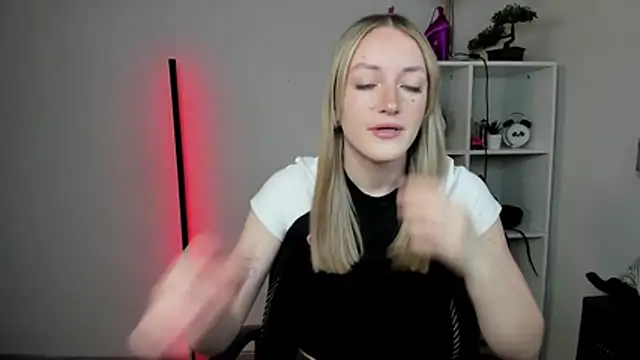 EvelynBlond online show from 03-10-26, 01:26