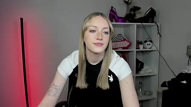 EvelynBlond online show from 03-26-26, 06:22