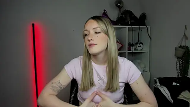 EvelynBlond online show from 04-03-26, 12:33