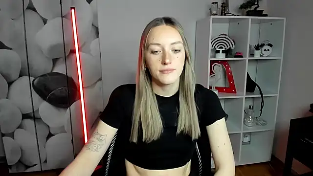 EvelynBlond online show from 01-06-26, 01:37