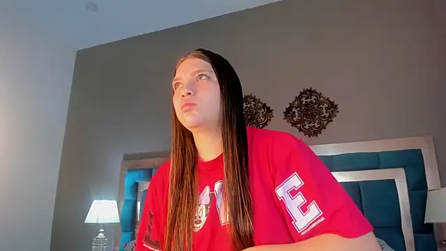 LiiaVelvet online show from 12-19-25, 01:35