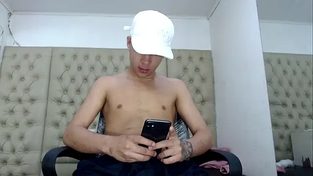 HollmanFronsh online show from 12-23-25, 02:11