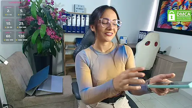 Adri Miller online show from 02-20-26, 01:13