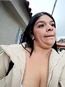 Layla-daring online show from 01-06-26, 08:02