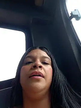 Layla-daring online show from 04-19-26, 05:36