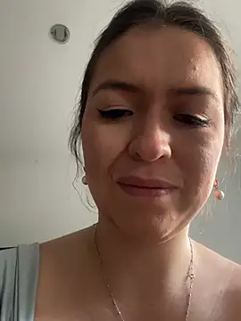 Little  Danni1 online show from 04-26-26, 09:45