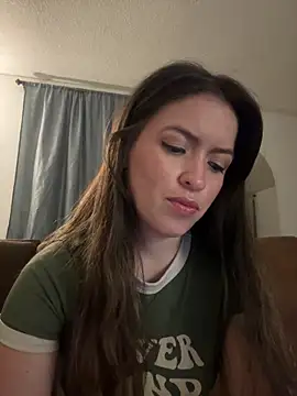 Snapshot of Little__Danni1 chatting on 06-12-26, 01:36 Little Danni1 online show from 06-12-26, 01:36