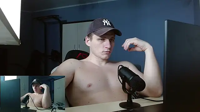 Snapshot of Poliglotjoe1 chatting on 01-15-26, 11:52 Poliglotjoe1 online show from 01-15-26, 11:52