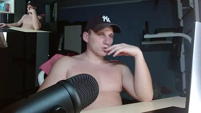 Poliglotjoe1 online show from 12-19-25, 12:47