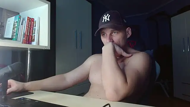 Poliglotjoe1 online show from 12-01-25, 08:48