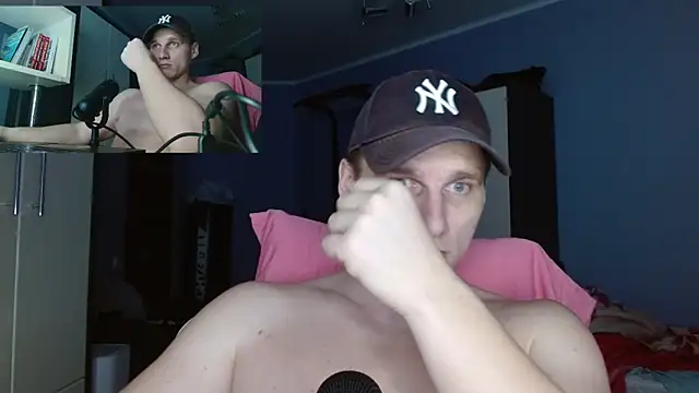 Poliglotjoe1 online show from 12-22-25, 09:09