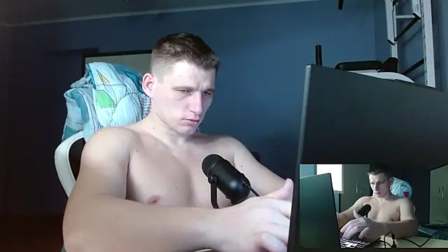 Snapshot of Poliglotjoe1 chatting on 02-24-26, 02:12 Poliglotjoe1 online show from 02-24-26, 02:12