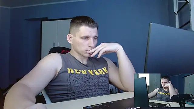 Snapshot of Poliglotjoe1 chatting on 02-20-26, 06:26 Poliglotjoe1 online show from 02-20-26, 06:26