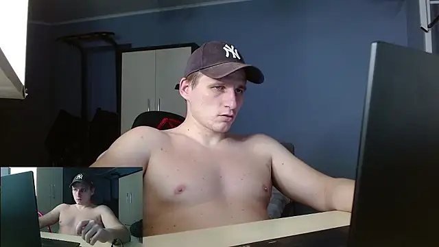 Snapshot of Poliglotjoe1 chatting on 01-17-26, 02:37 Poliglotjoe1 online show from 01-17-26, 02:37