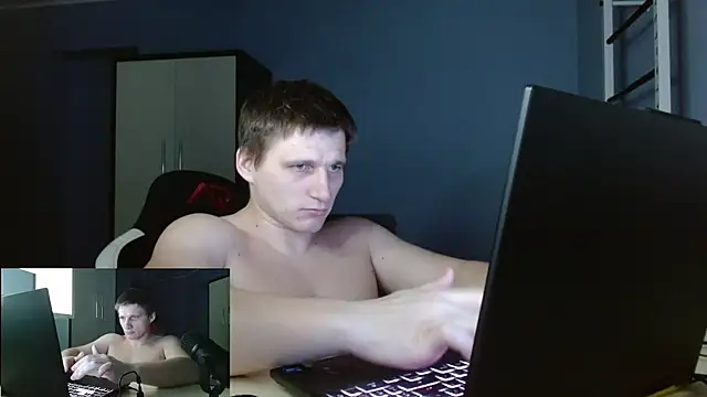 Snapshot of Poliglotjoe1 chatting on 02-12-26, 04:29 Poliglotjoe1 online show from 02-12-26, 04:29