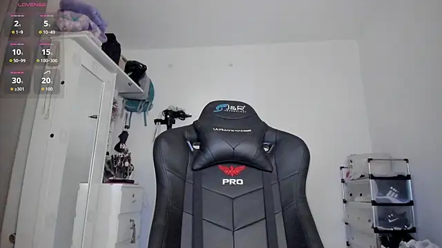 Lizziegrey0 online show from 01-06-26, 04:27