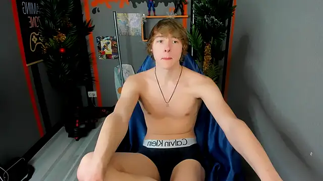 DonaldWoon online show from 01-08-26, 04:13