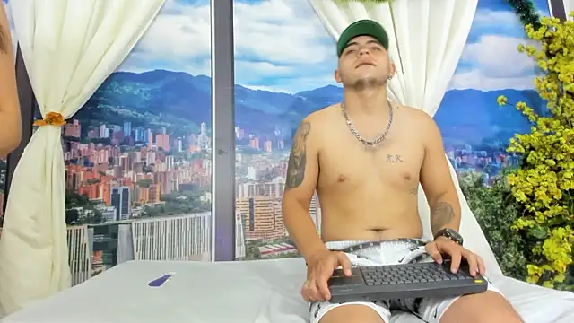 SabrinaAndEddy online show from 02-02-26, 07:35