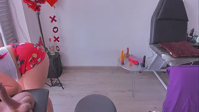 Snapshot of Charlotte1Demony chatting on 12-02-25, 06:42 Charlotte1Demony online show from 12-02-25, 06:42