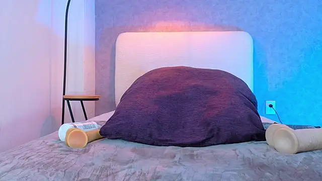 lanna w online show from 01-15-26, 07:06