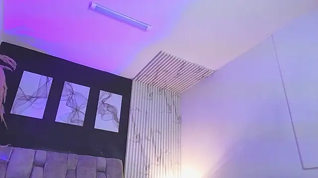 dahianae   online show from 02-02-26, 07:35