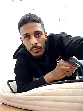 NegroJari online show from 11-21-25, 07:57