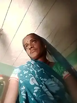 Xxx suhana online show from 04-16-26, 06:58