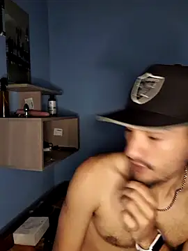 Auron merrow online show from 11-25-25, 05:24