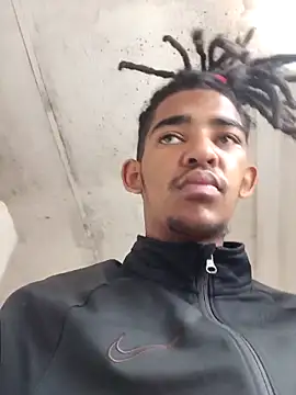 Eezxxx online show from 12-23-25, 10:47