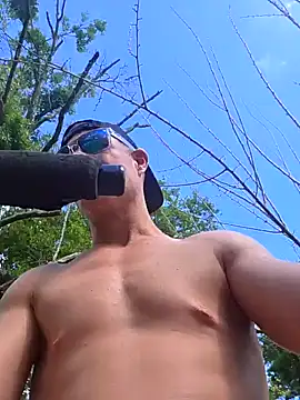 Snapshot of JockNThirsty chatting on 04-11-26, 03:38 JockNThirsty online show from 04-11-26, 03:38