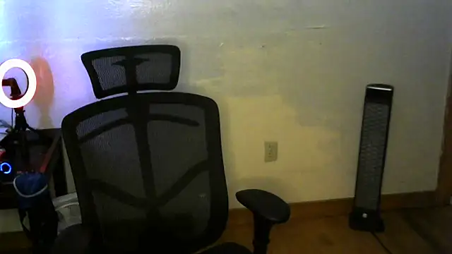 Snapshot of JockNThirsty chatting on 03-13-26, 04:34 JockNThirsty online show from 03-13-26, 04:34