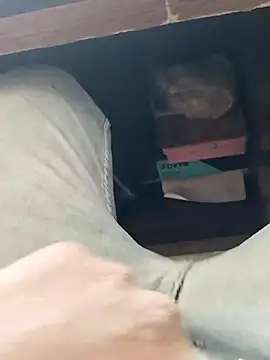 Roy   121 online show from 11-30-25, 06:36