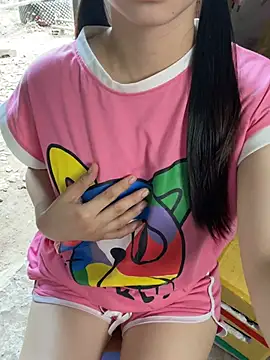 XndSeraphina online show from 02-15-26, 05:08