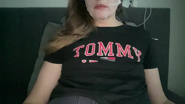 alisa kitcat online show from 12-23-25, 05:40