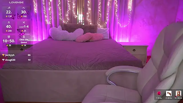 NightAylin online show from 03-09-26, 10:24