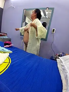 Parehahotmex online show from 11-26-25, 08:25