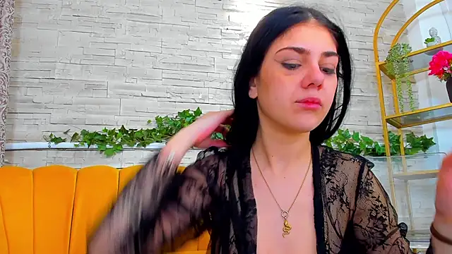 SerennaNoir online show from 12-21-25, 05:42