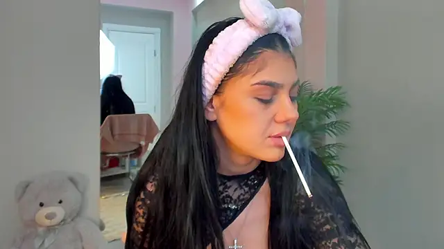 SerennaNoir online show from 02-04-26, 08:15