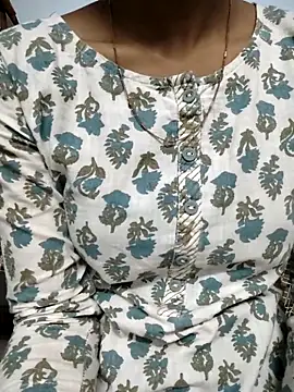 Roja   online show from 11-26-25, 12:38