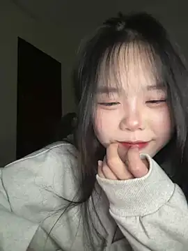 Kiee-lee online show from 02-26-26, 02:50