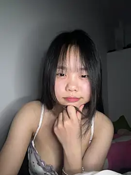 Kiee-lee online show from 02-27-26, 03:23