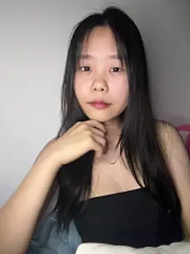 Kiee-lee online show from 03-18-26, 02:19