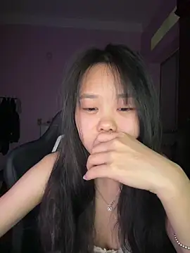 Kiee-lee online show from 05-14-26, 04:59