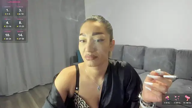 rossana doll online show from 01-12-26, 06:53