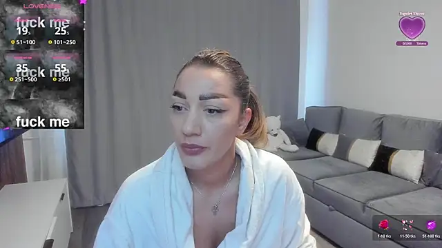 rossana doll online show from 05-15-26, 06:22